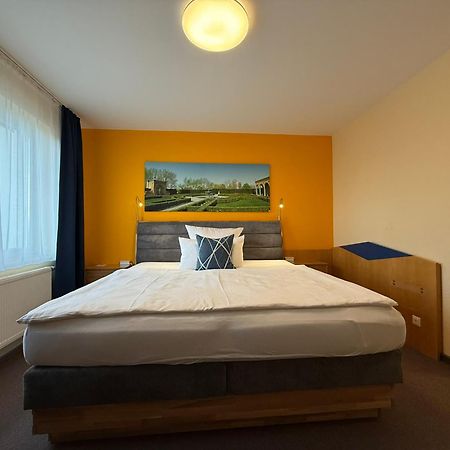 Parkhotel Marzahn Berlin Exterior photo