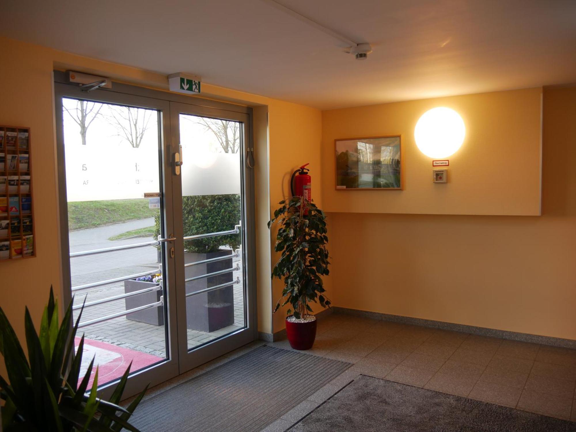 Parkhotel Marzahn Berlin Exterior photo