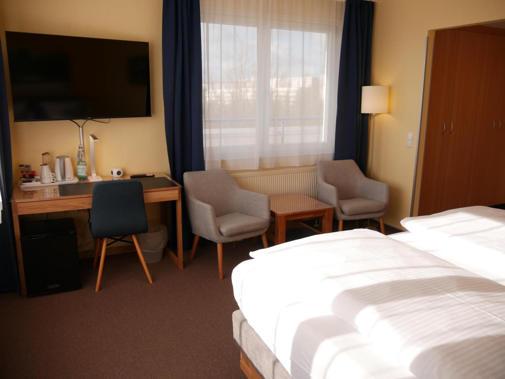 Parkhotel Marzahn Berlin Exterior photo