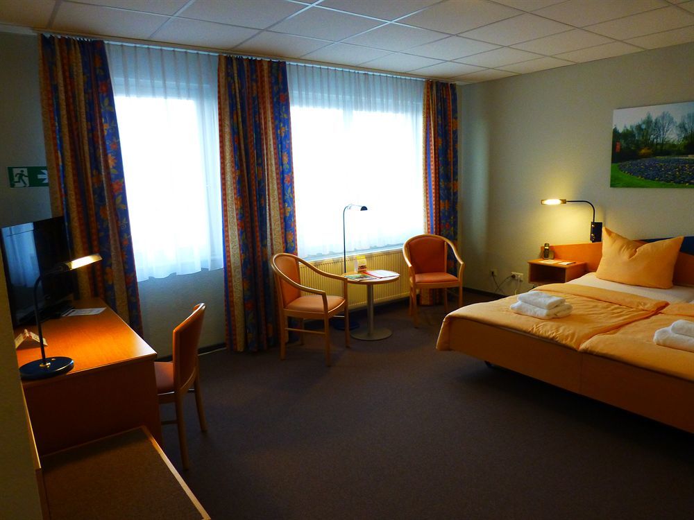 Parkhotel Marzahn Berlin Exterior photo